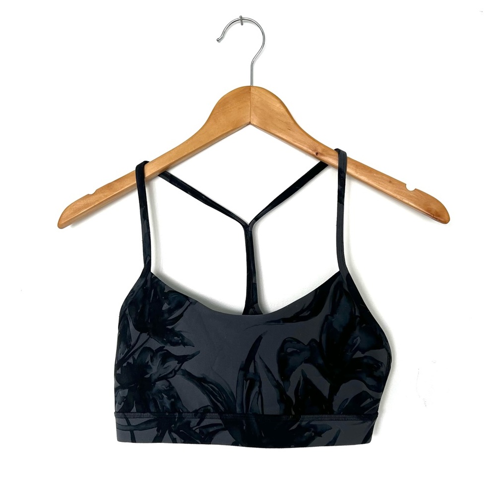 Lululemon Flow Y Sports Bra Nulu Size 8 Yoga Workout Training Running Pilates